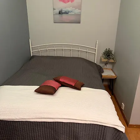 Cozy In - Close To The Center *